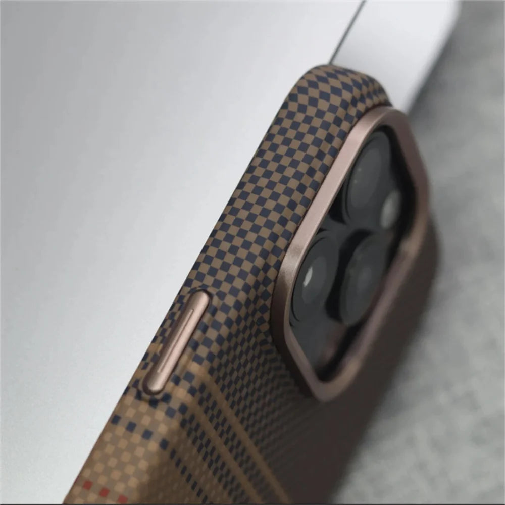 Carbon Fiber Relief Magsafe Case
