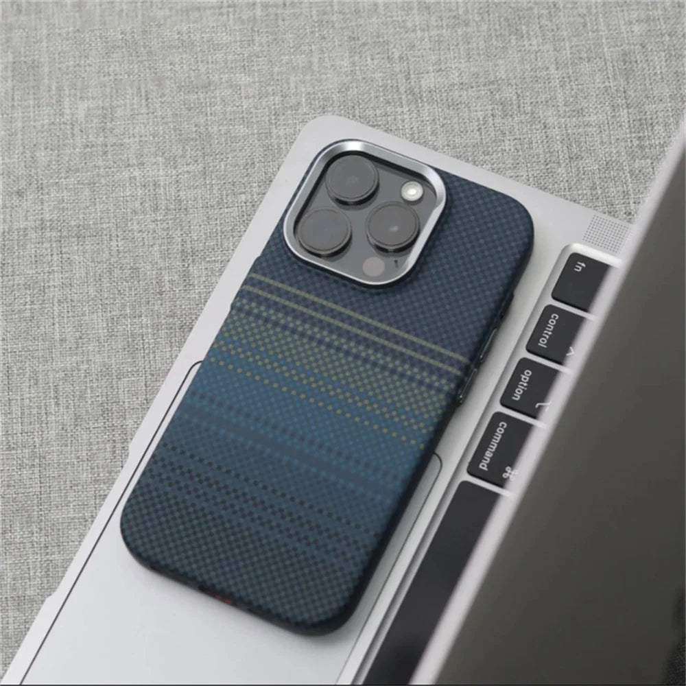Carbon Fiber Relief Magsafe Case